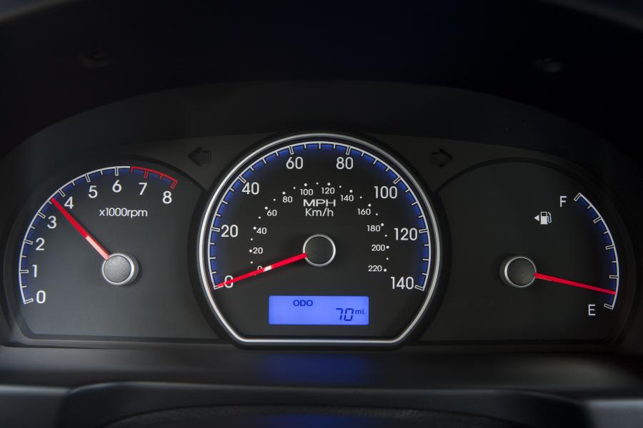  Hyundai Elantra Blue 2010 года  (фото 15 из 32)